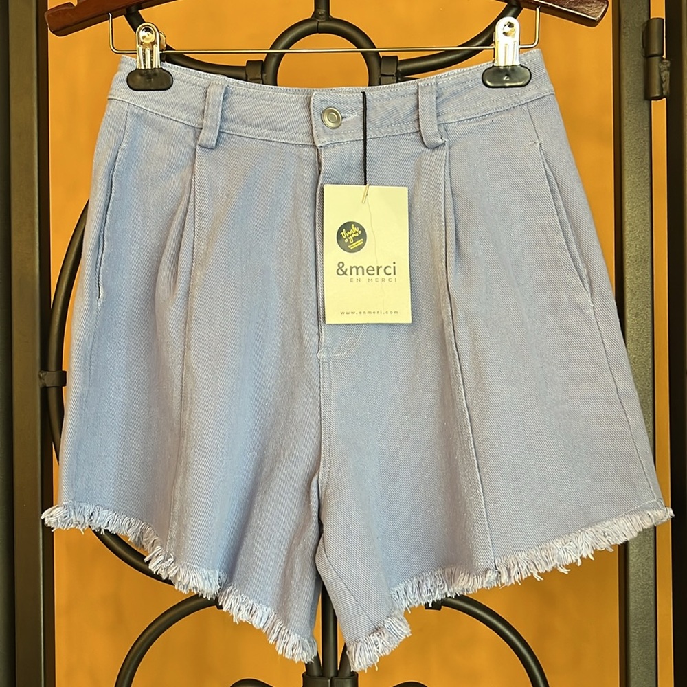 &MERCI Sandy Flate Shorts